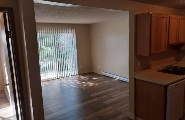 1 Bedroom, 1 Bathroom Downstairs Apartment - Granvue Apartments photos photos