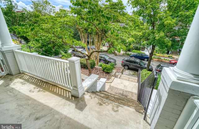 1821 KILBOURNE Place NW Gallery 2
