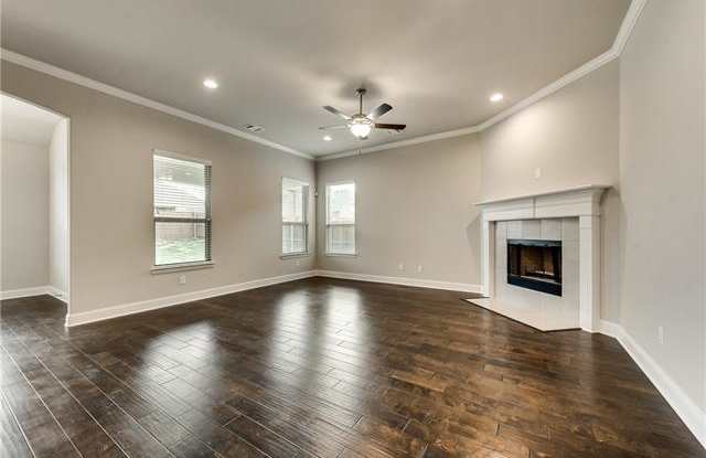 3630 Worthington Drive Gallery 3