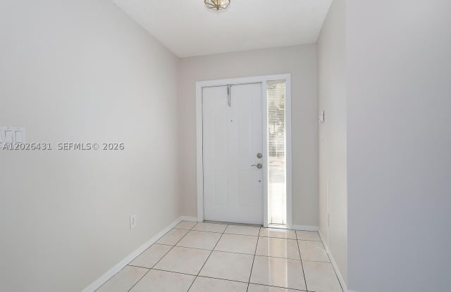 12357 SW 144th Ter Gallery 3