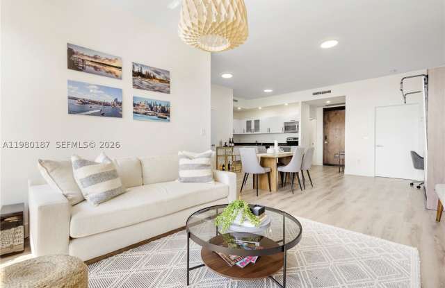 3250 Grand Ave photos photos