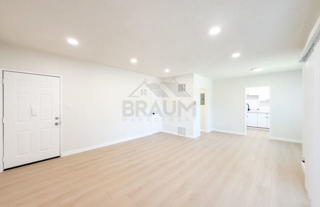 SEPULVEDA Gallery 3