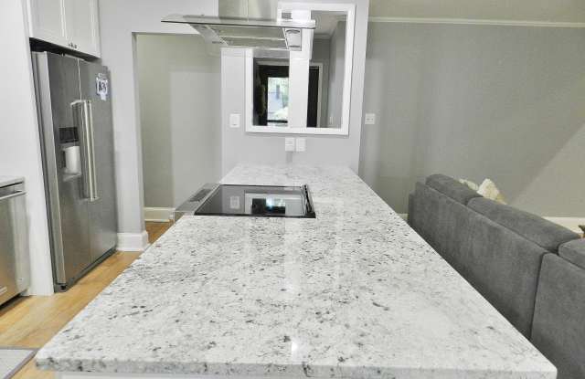 11304 GEDDYS COURT Gallery 3