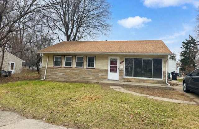 22811 Rosewood Street photos photos