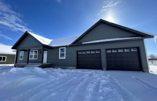 914 Riverbend Street photos photos
