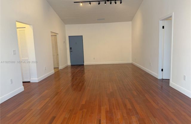 55 Ocean Lane Dr photos photos