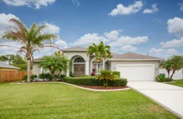 6619 NW Omega Road photos photos