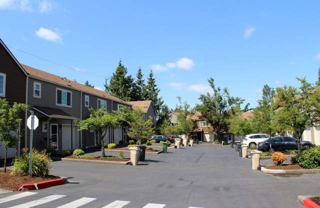 Fantastic 2 Bedroom, 2.5 Bathroom Orchard Hills Townhouse photos photos