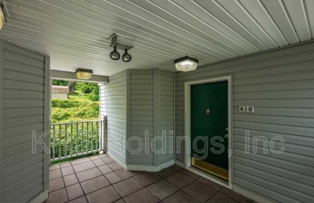 2050 N Calvert St photos photos