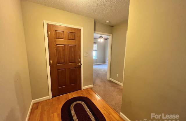 111 Bevington Way Gallery 2