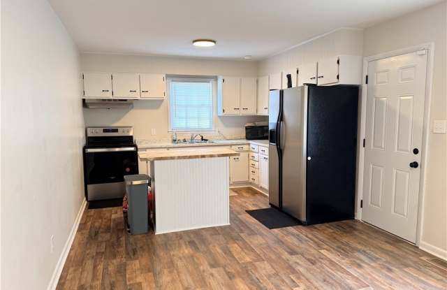 1944 Westhill Drive Gallery 4