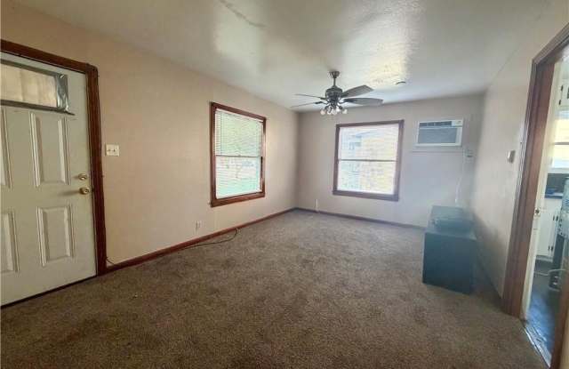4914 Carroll Gallery 2