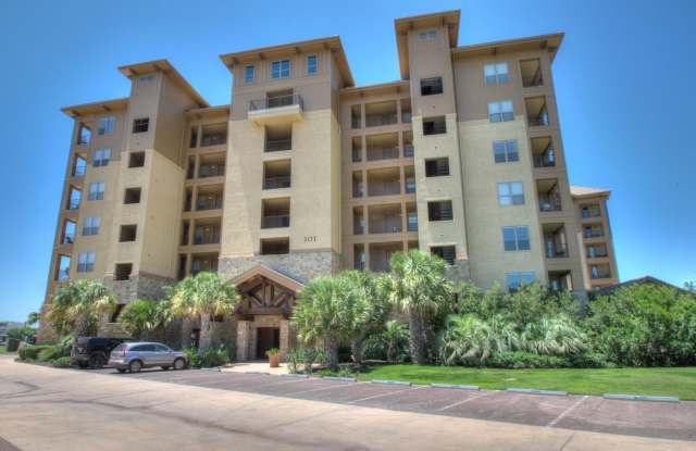 101 W Bank #22 photos photos