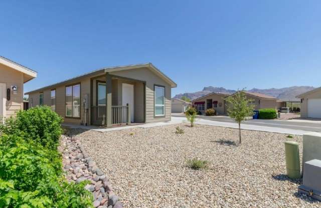3301 S Goldfield Road Gallery 3