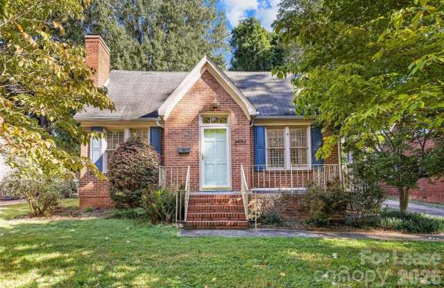 2537 Cranbrook Lane Gallery 1