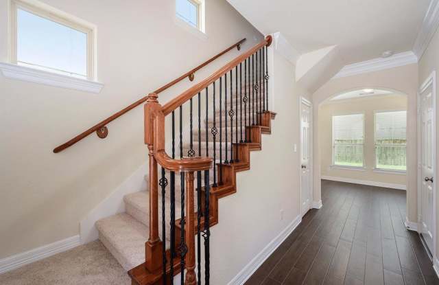 2738 Kings Retreat Circle Gallery 4