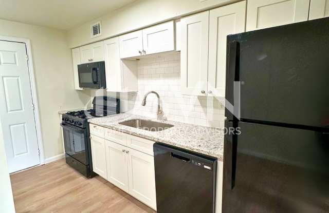 1033 Adair Avenue Unit - 6 photos photos