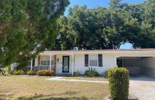 2101 Magnolia Street - 2101 Magnolia Street, Sarasota, FL 34277