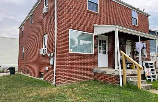 1059 31st St - 1059 31st Street, Parkersburg, WV 26104