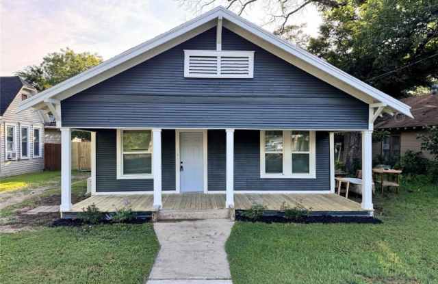 1510 4th St photos photos