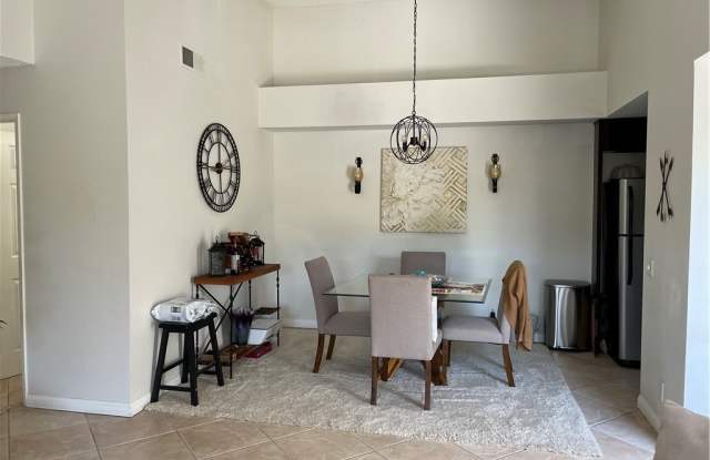 291 Stanford Court Gallery 3
