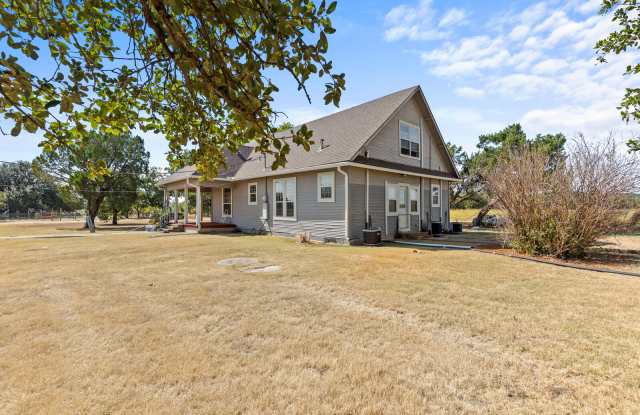 146 County Road 4285 Gallery 2