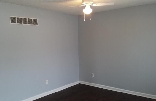 715 North 70th Terrace Gallery 2