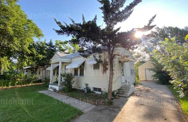 $900 - 2 bedroom / 1 bathroom - Beautiful single family home photos photos $900 - 2 bedroom / 1 bathroom - Beautiful single family home photos photos