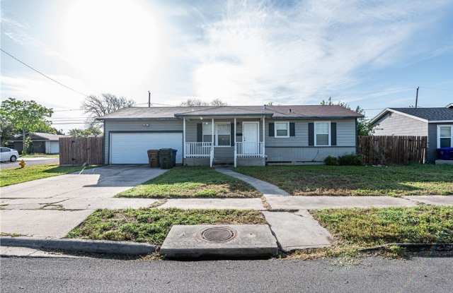 1002 Zarsky Drive - 1002 Zarsky Drive, Corpus Christi, TX 78412