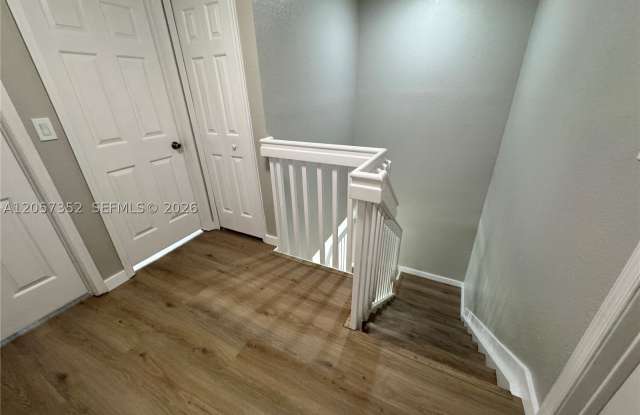 1592 SE 27th Ct Gallery 2