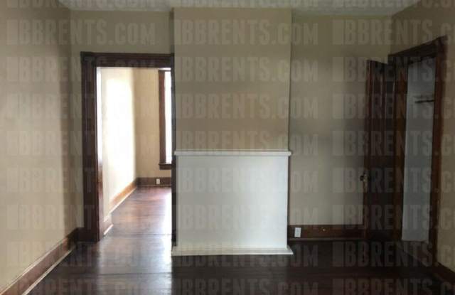 304 South B Street, Gallery 3
