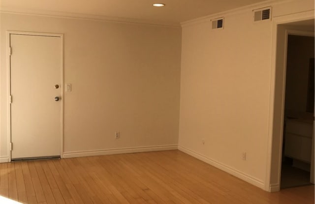 10167 Larwin Avenue Gallery 4