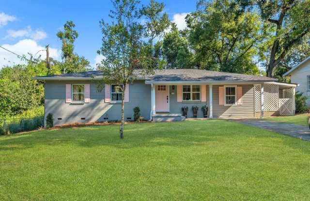 2412 Surrey st photos photos