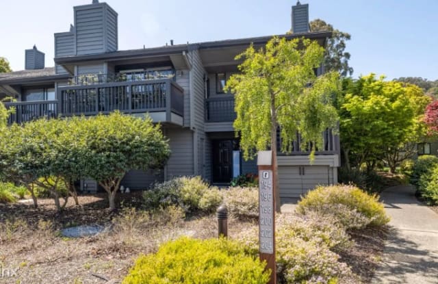 132 Cypress place - 132 Cypress Place, Sausalito, CA 94965