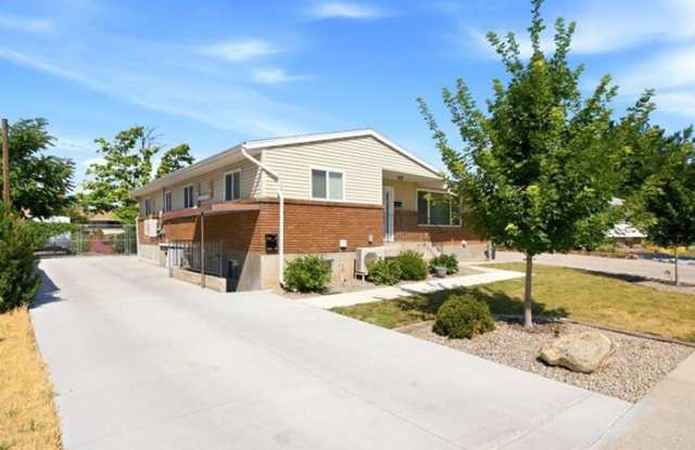 3490 South Park Meadows Circle Gallery 1