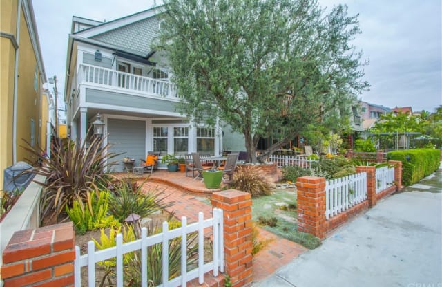 337 9th Street - 337 9th Street, Manhattan Beach, CA 90266