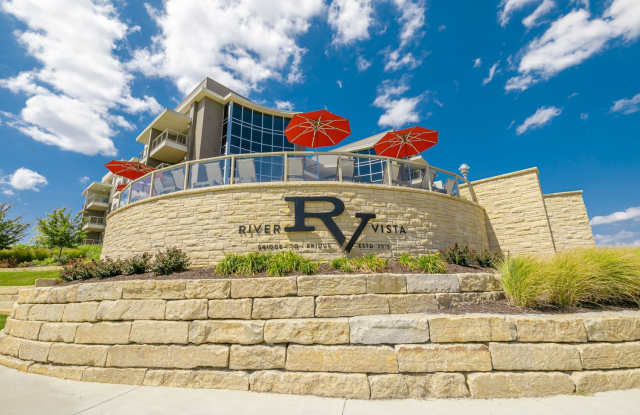 River Vista Gallery 3