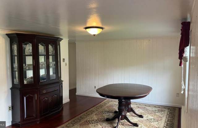 1020 SPUR Road Gallery 4