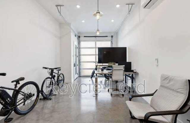 202 Panetta Ave Gallery 2