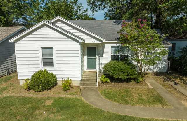 Freshly Updated 3 Bedroom House photos photos