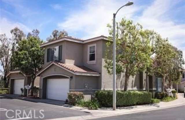 1570 Hastings Way photos photos