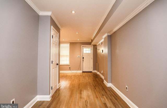 544 NEWTON Place NW Gallery 3
