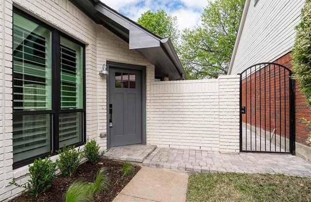 1405 Exeter Drive Gallery 3