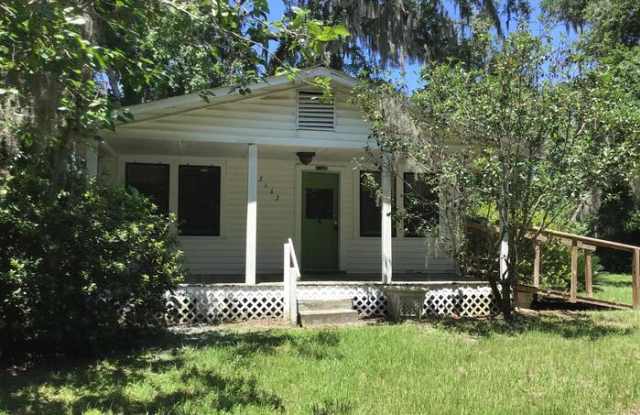 2142 Carnes Street - 2142 Carnes Street, Orange Park, FL 32073