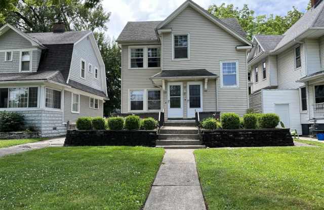 127 University Boulevard - Lower Gallery 2