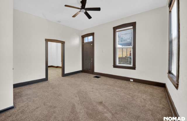 Charming 2BR Townhome in Saint Louis photos photos