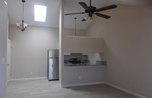 3009 RED SAILS Drive Gallery 2