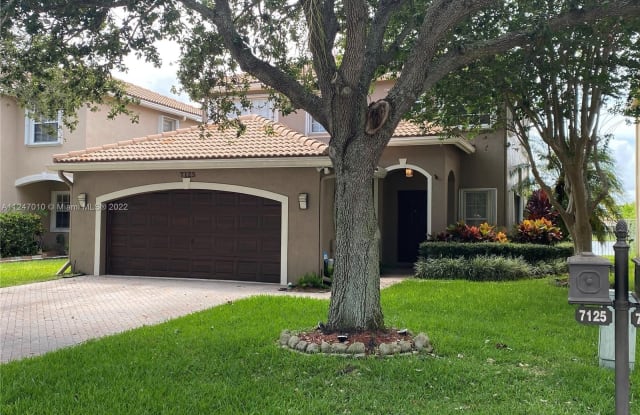 7125 Crescent Creek Way - 7125 Crescent Creek Way, Coconut Creek, FL 33097