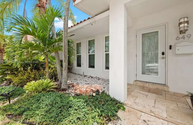 649 Layne Blvd photos photos