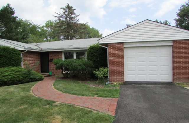 1335 Carlisle Place - 1335 Carlisle Place, Deerfield, IL 60015